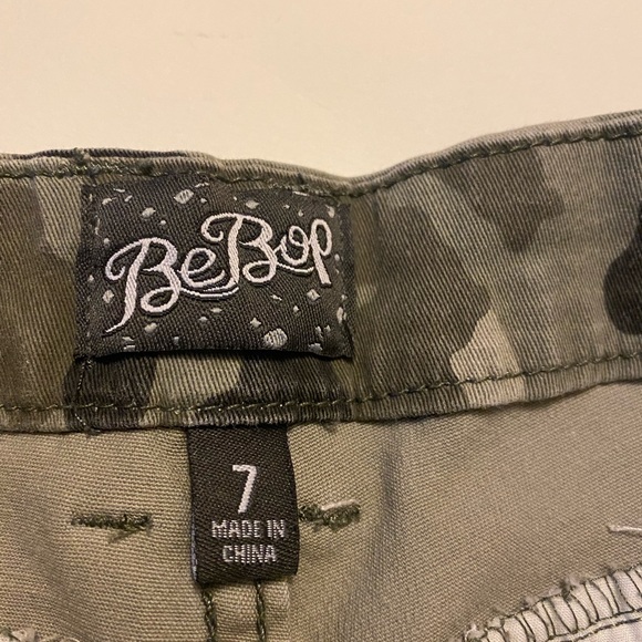 Women’s short size 7 (BeBop) - Picture 3 of 9